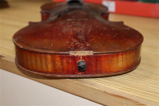 An early 20th century violin